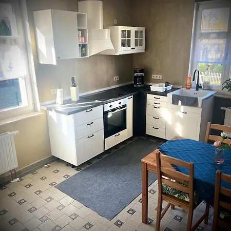 Sonnige Helene Thalheim (Erzgebirgskreis)