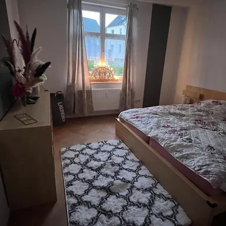 Sonnige Helene Thalheim (Erzgebirgskreis)